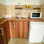 Kazy Studio - In The Heart Of Budapest